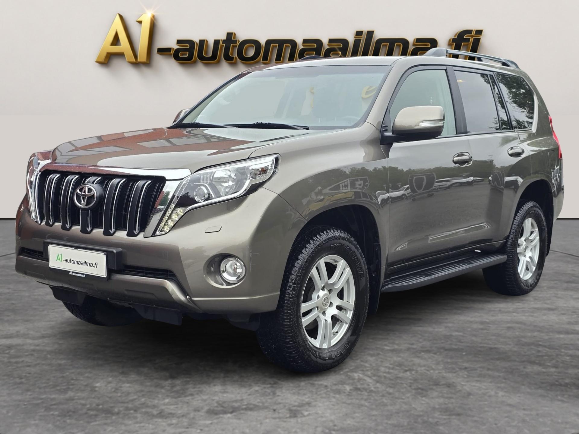 TOYOTA Land Cruiser 2017