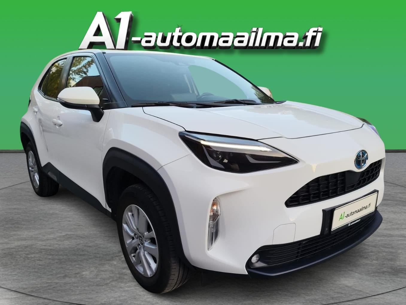TOYOTA Yaris Cross 2024