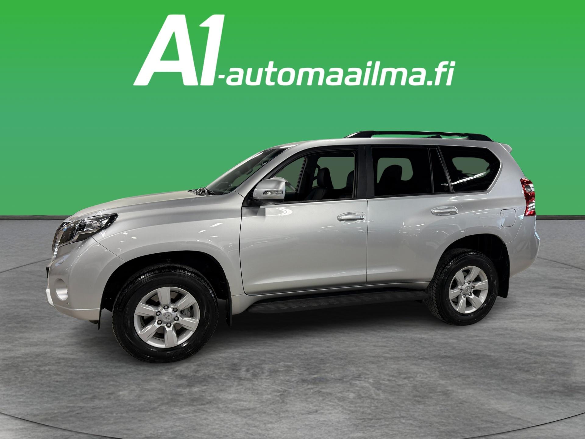 TOYOTA Land Cruiser 2017