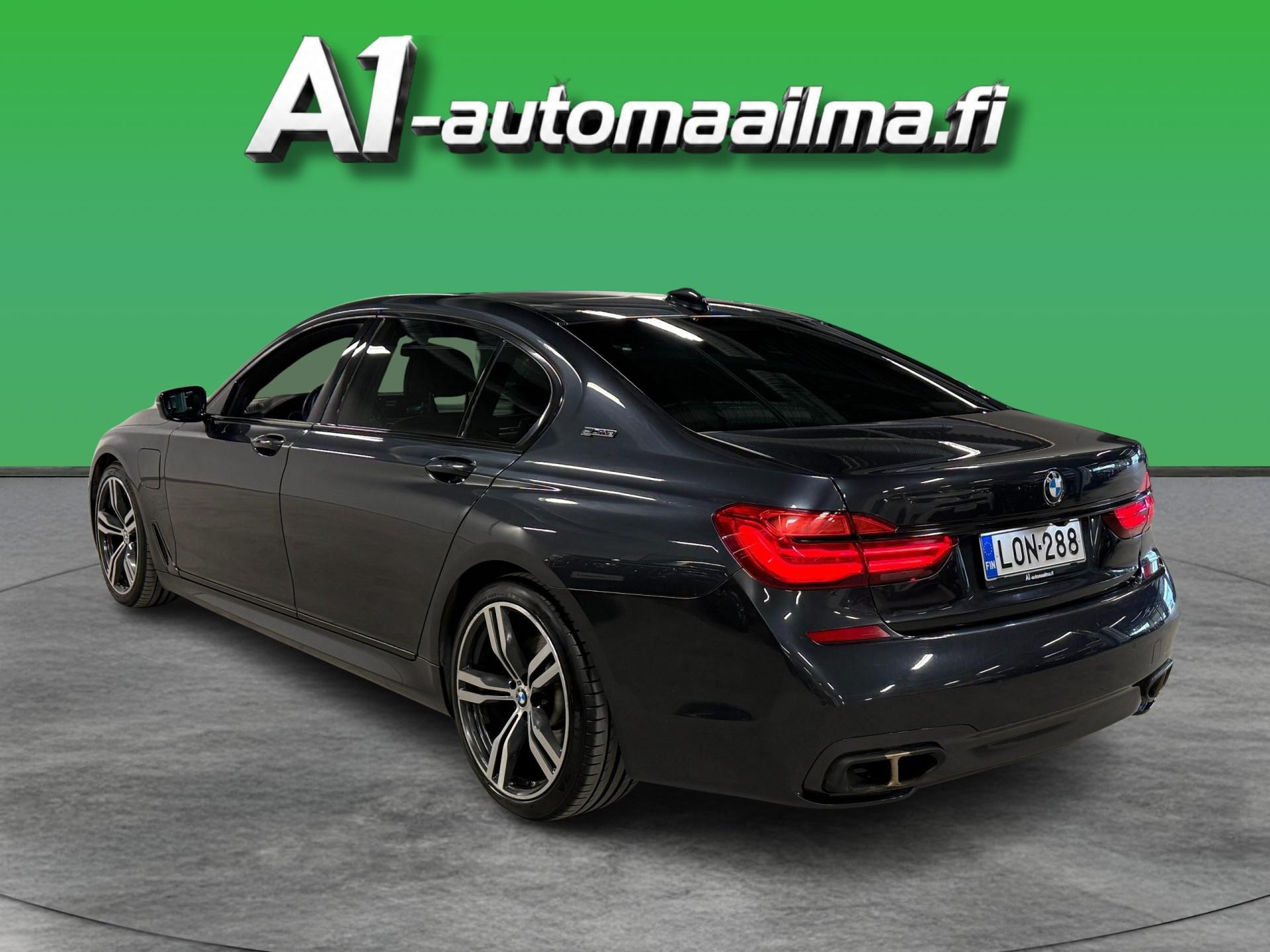 BMW 740 2017