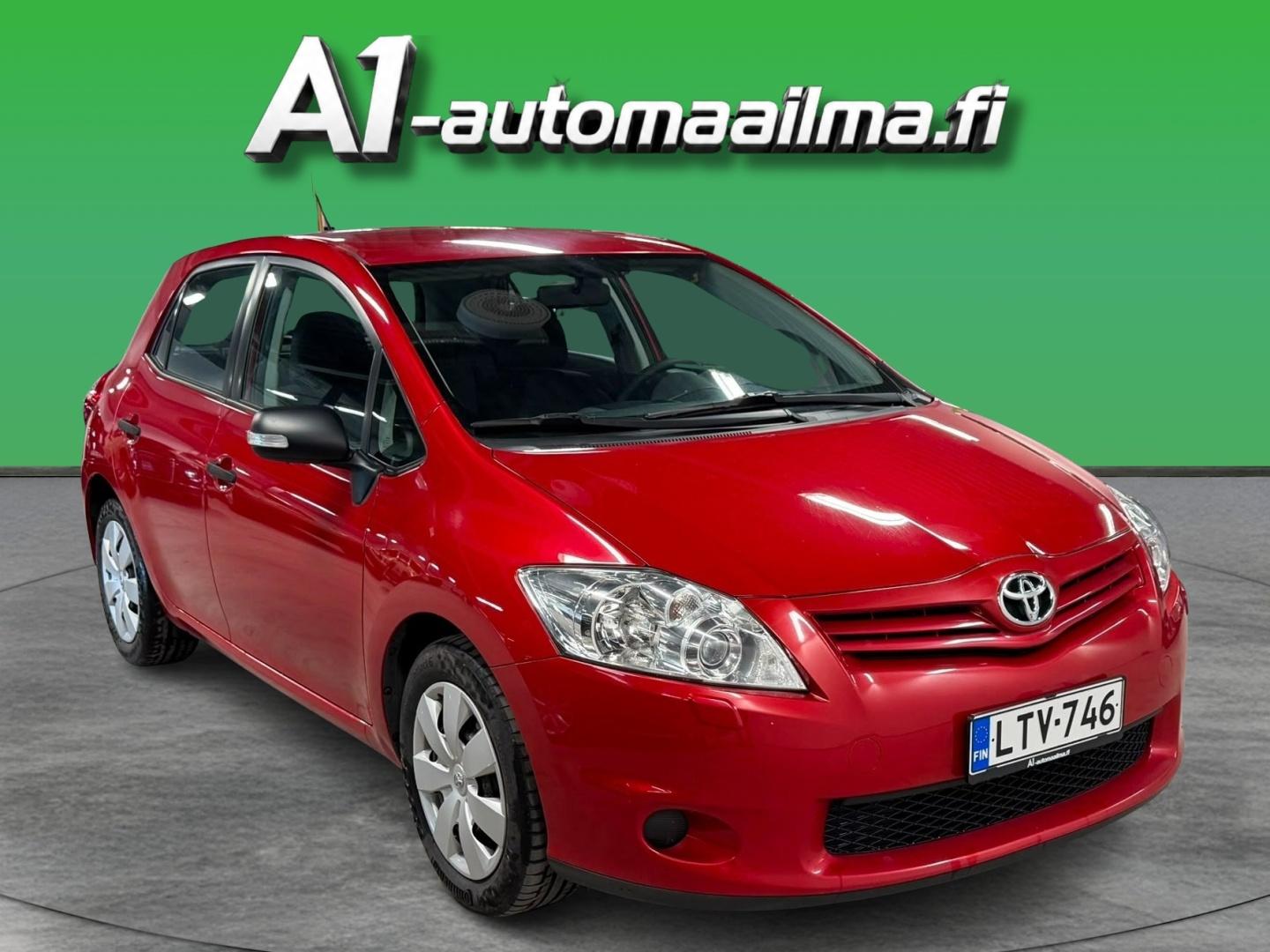 TOYOTA Auris 2010