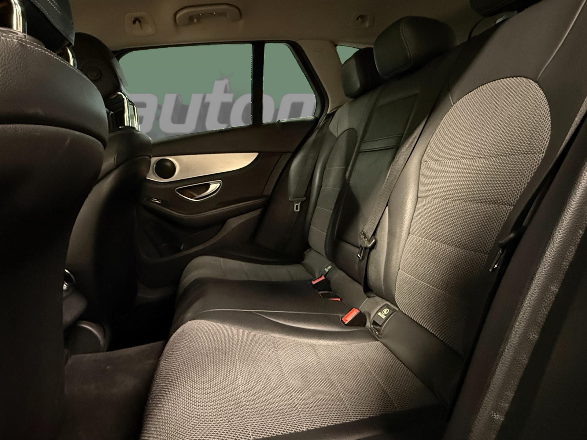 MERCEDES-BENZ C 2015