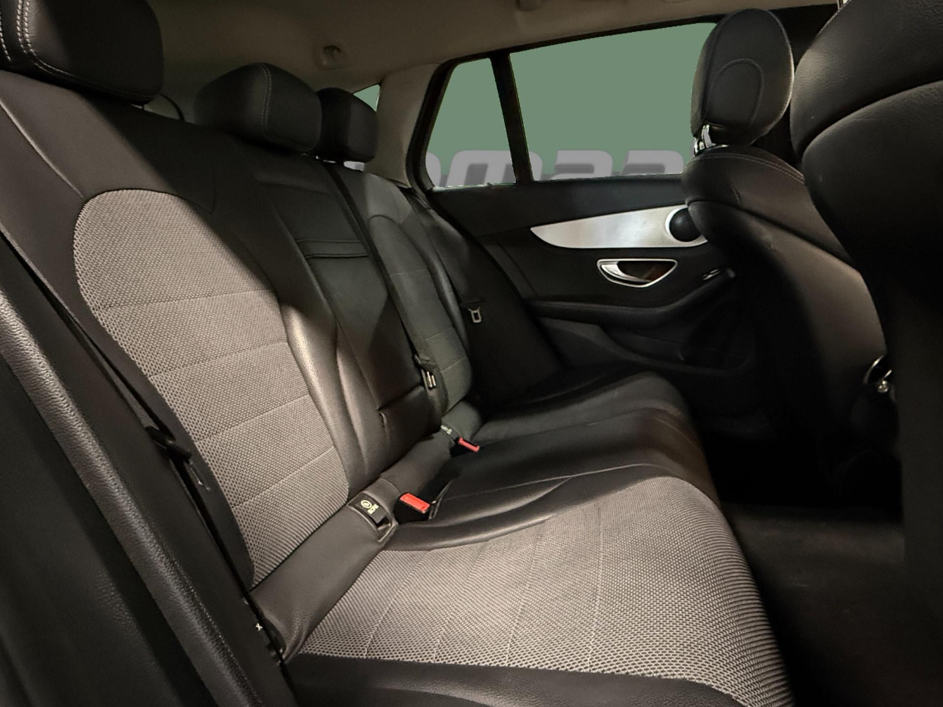 MERCEDES-BENZ C 2015