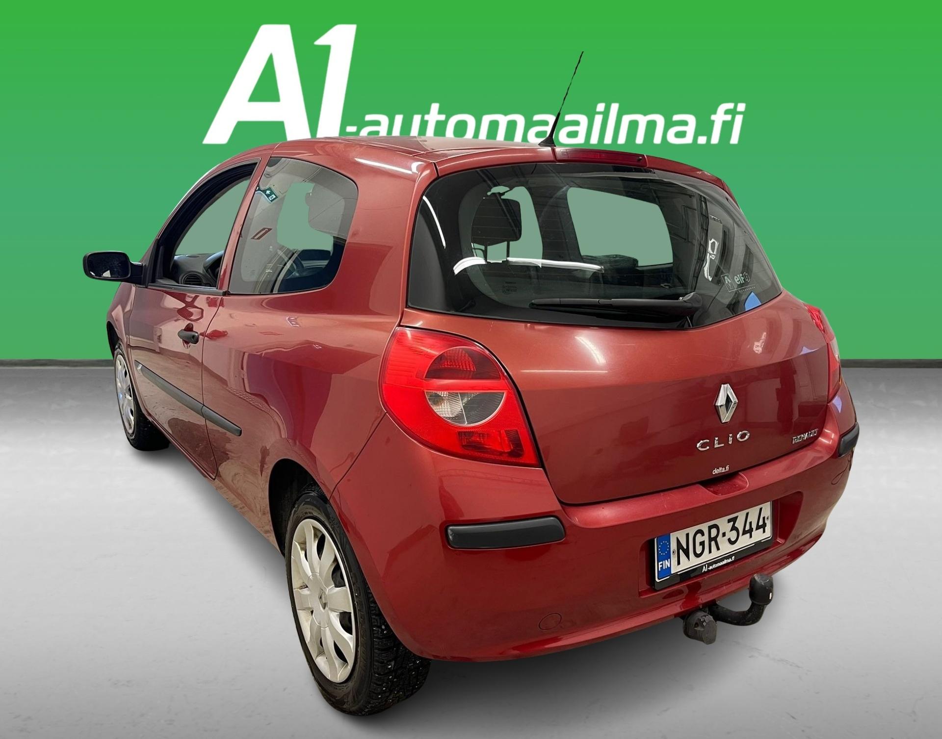 RENAULT Clio 2007