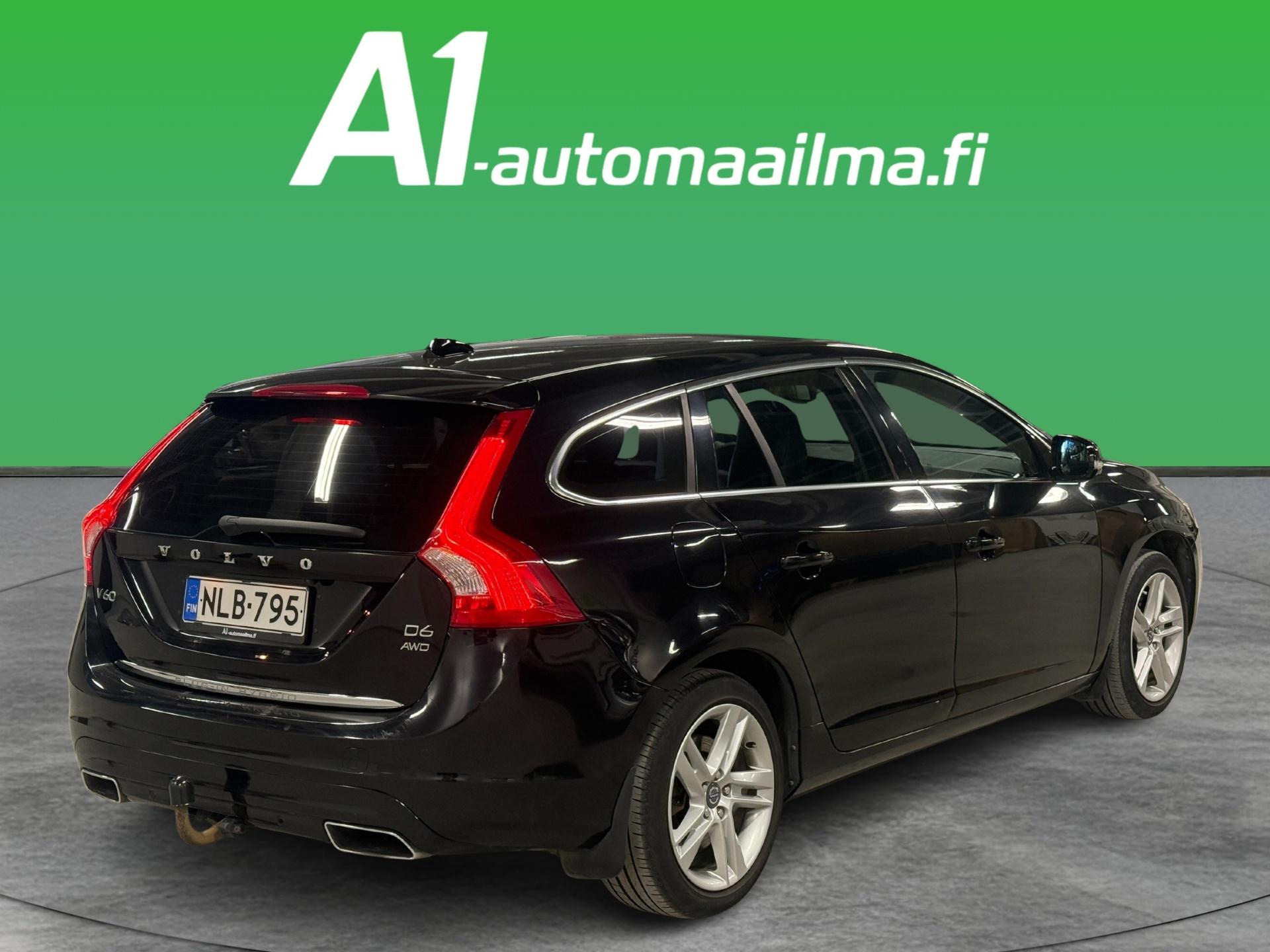VOLVO V60 2014