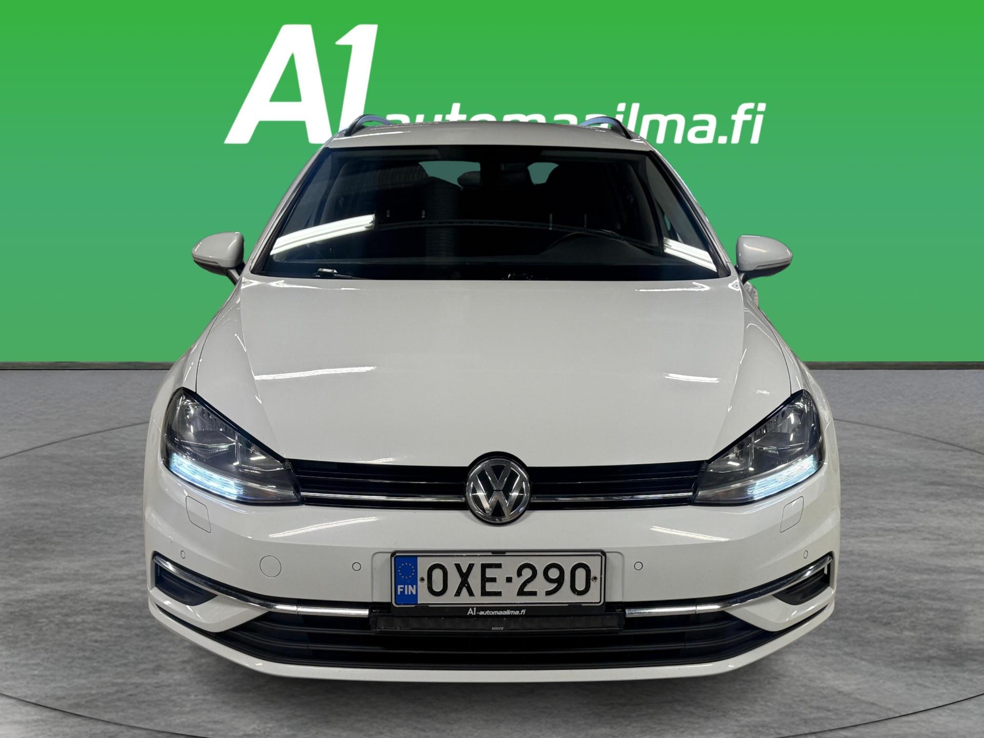 VOLKSWAGEN Golf 2018