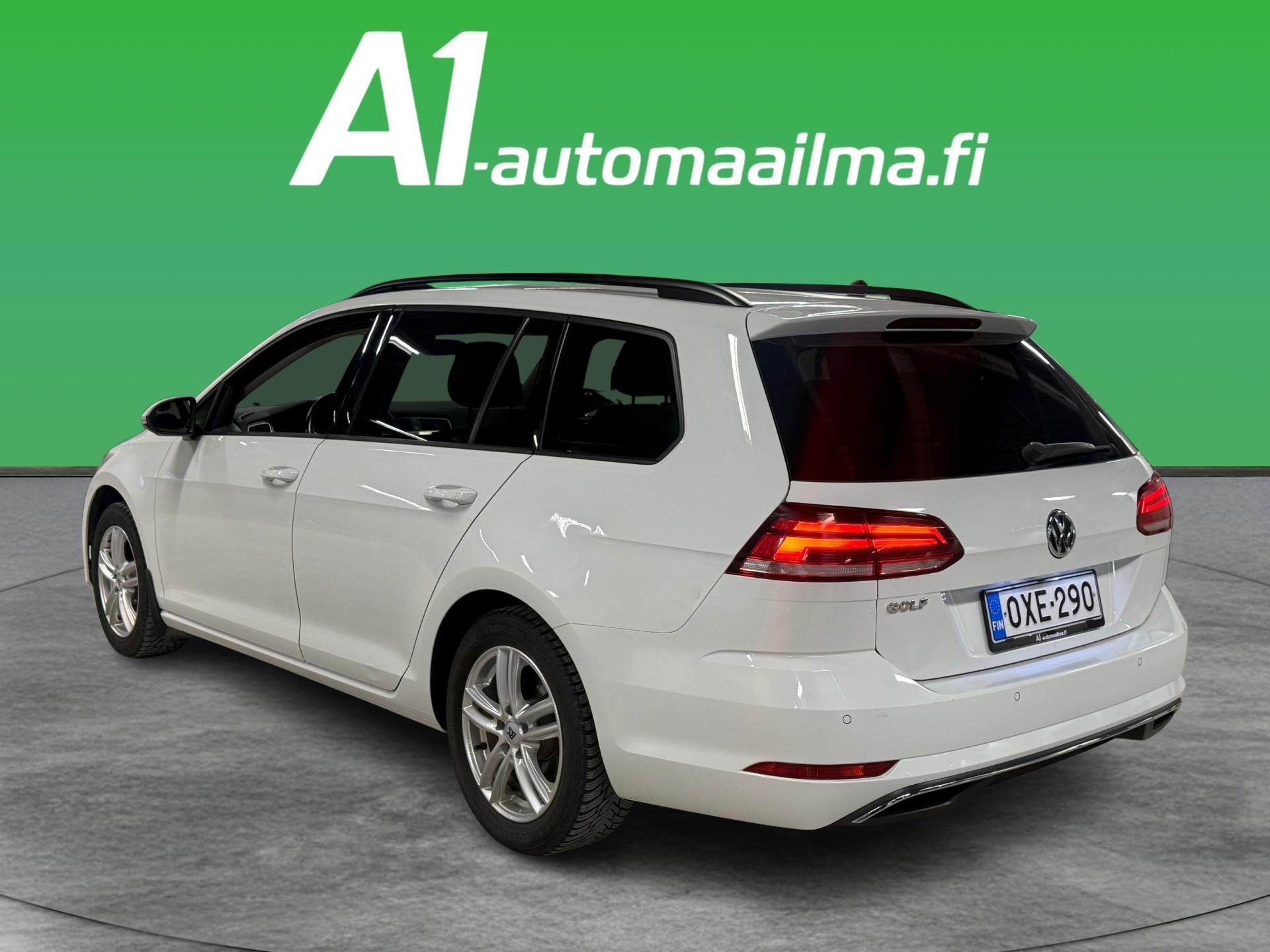 VOLKSWAGEN Golf 2018