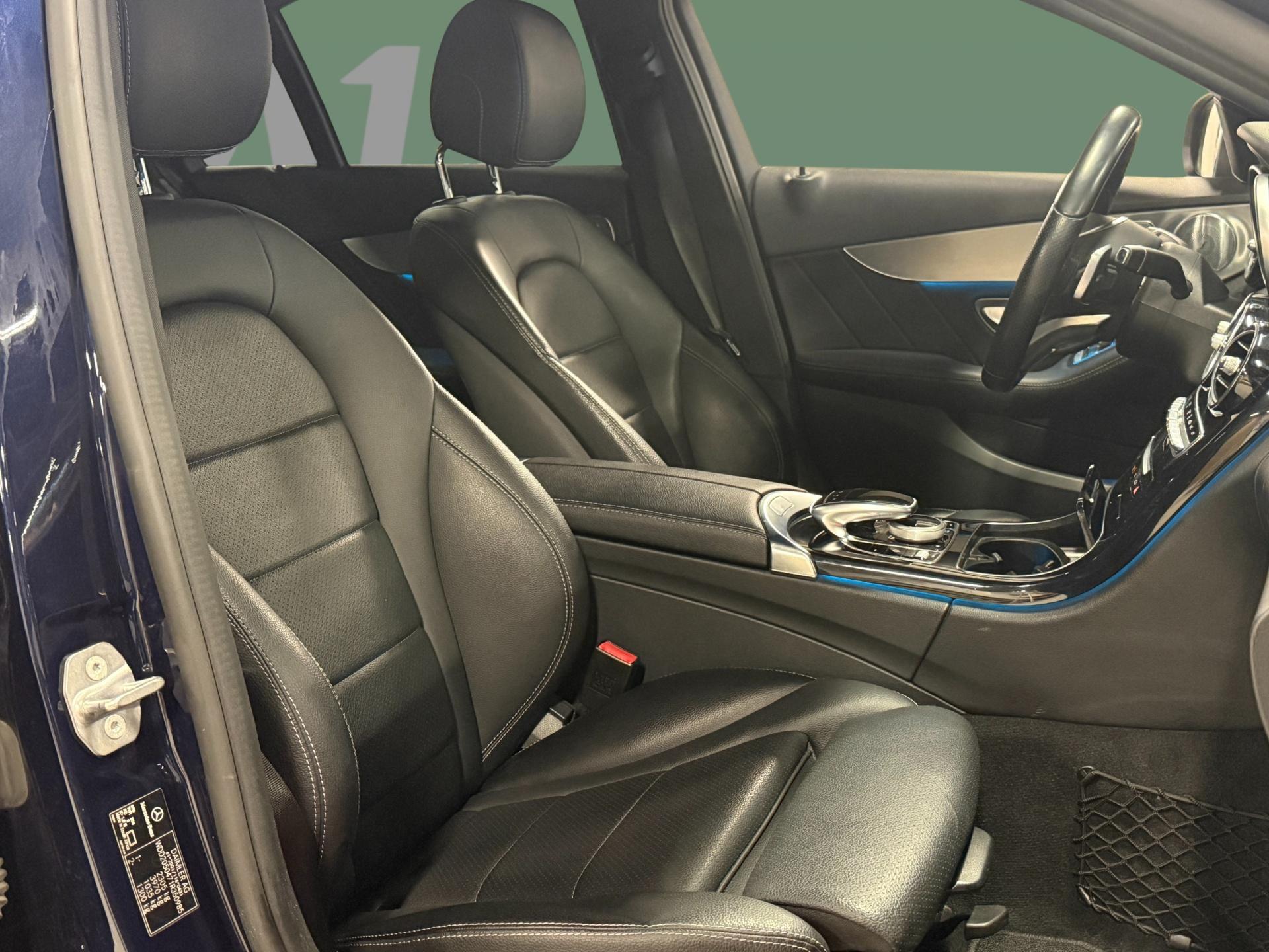 MERCEDES-BENZ C 2017