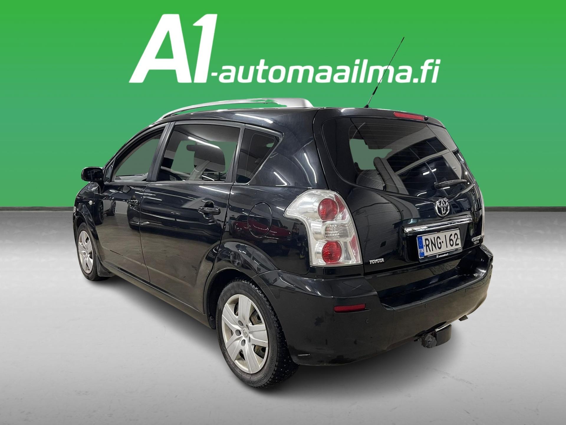 TOYOTA Corolla Verso 2008