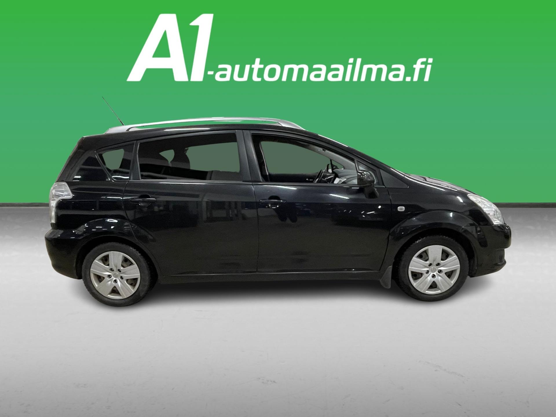 TOYOTA Corolla Verso 2008