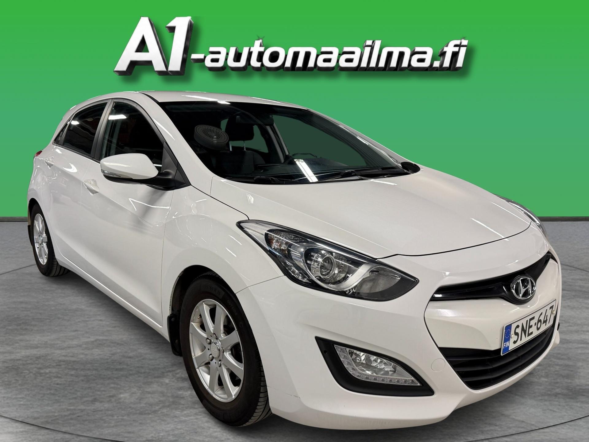 HYUNDAI i30 2013
