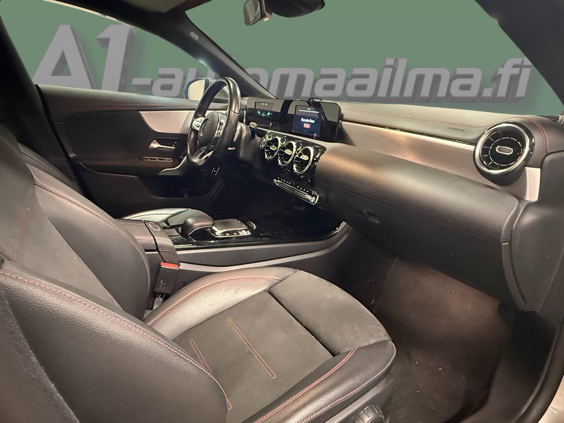 MERCEDES-BENZ CLA 2020