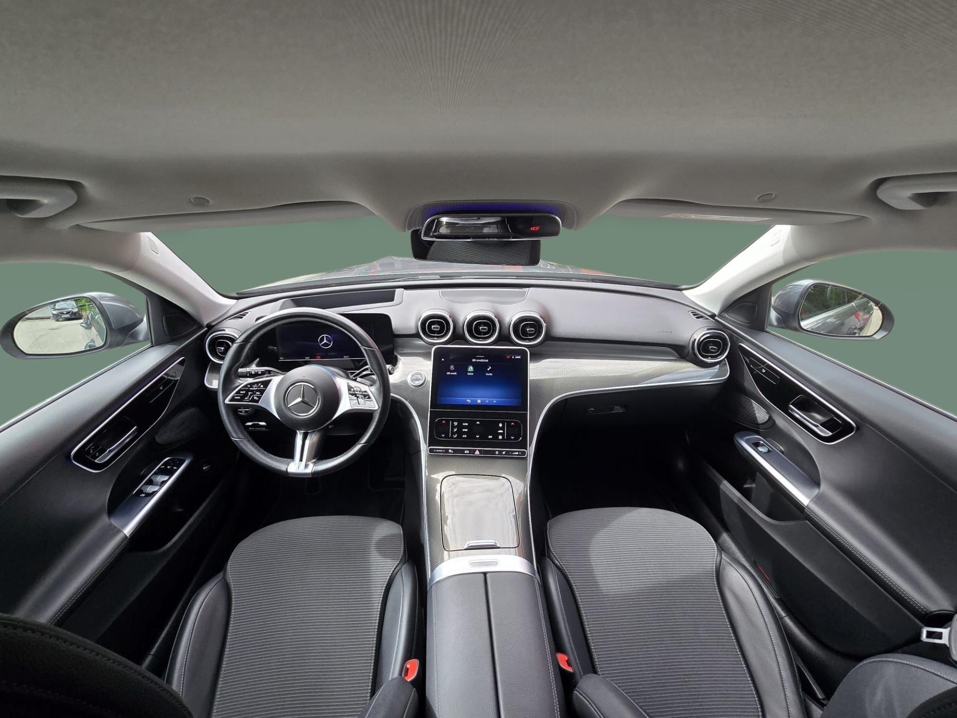 MERCEDES-BENZ C 2022