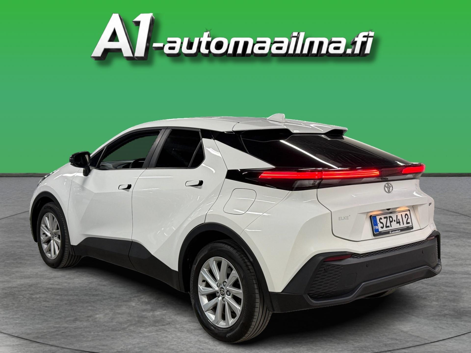 TOYOTA C-HR 2025