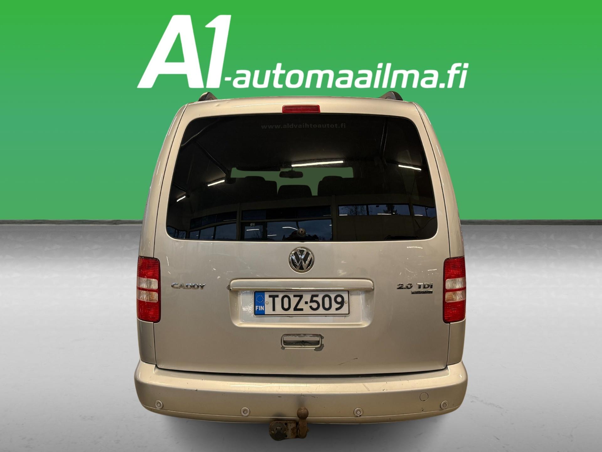VOLKSWAGEN Caddy Maxi 2011