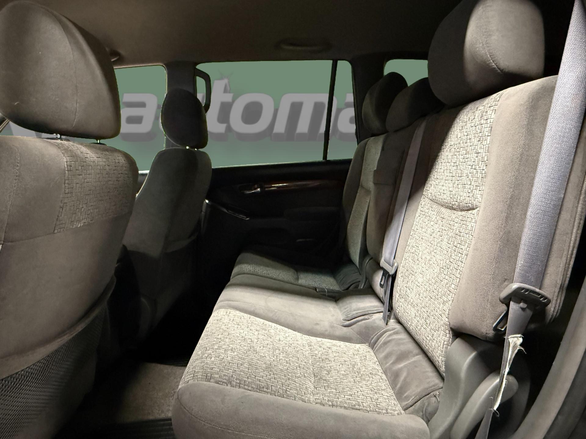 TOYOTA Land Cruiser 2007
