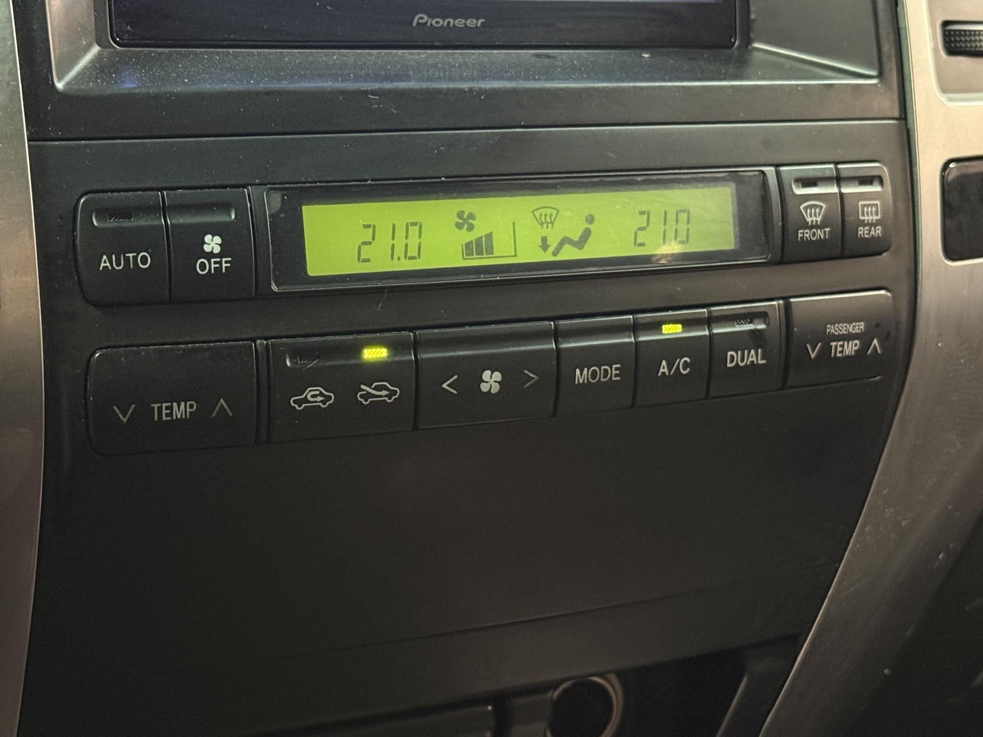 TOYOTA Land Cruiser 2007