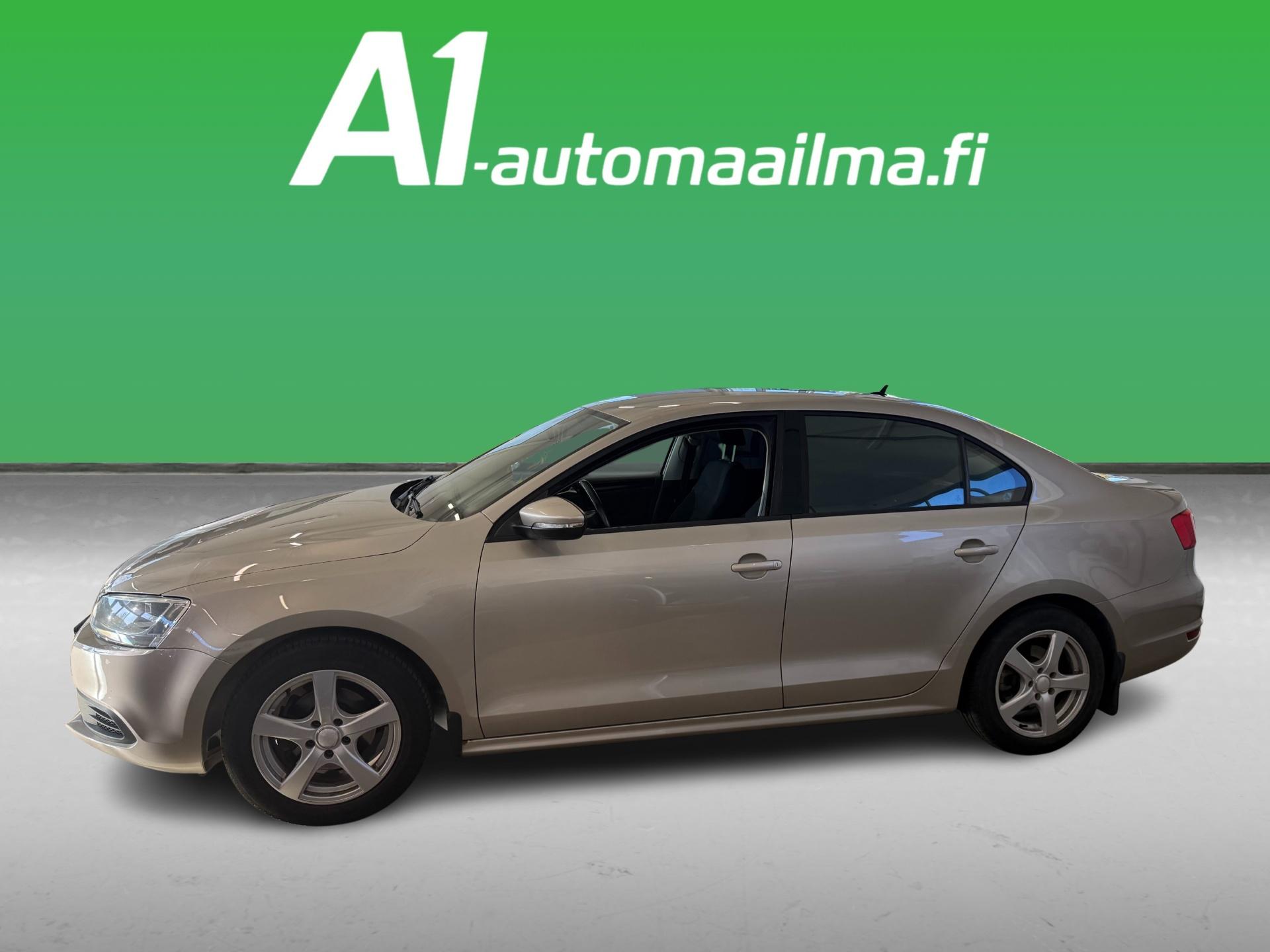 VOLKSWAGEN Jetta 2012