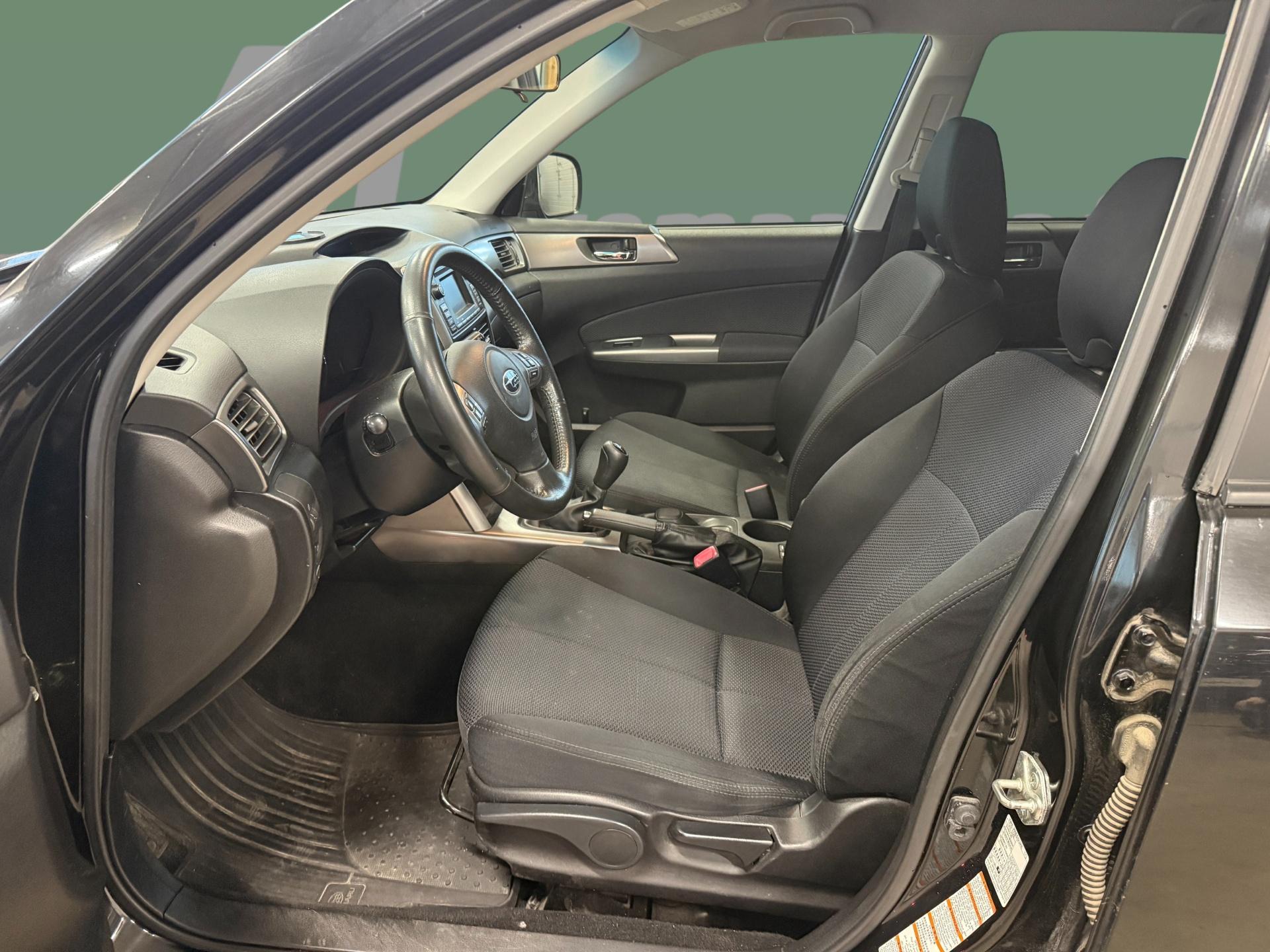 SUBARU Forester 2013