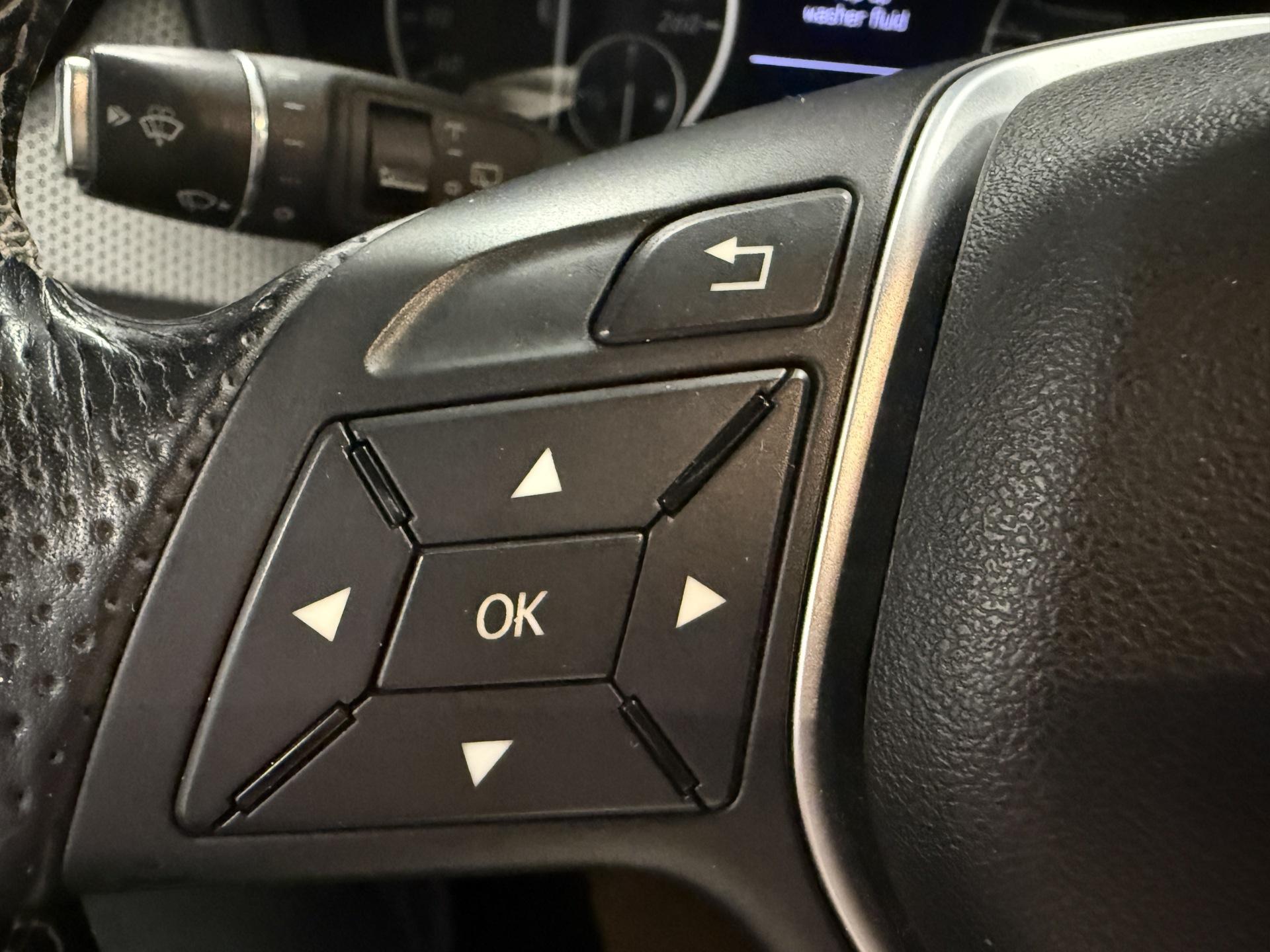 MERCEDES-BENZ B 2011