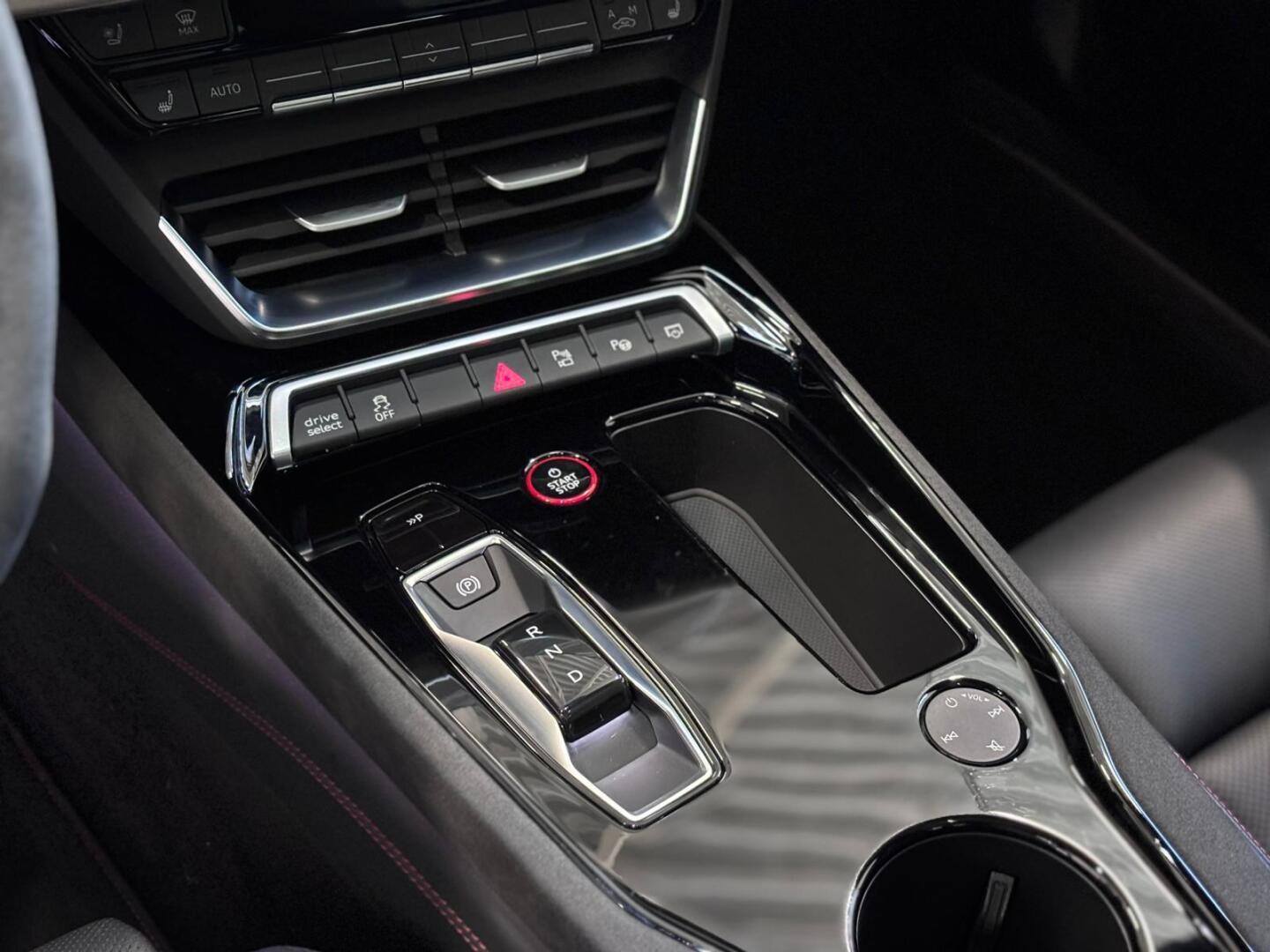 AUDI e-tron GT RS 2023