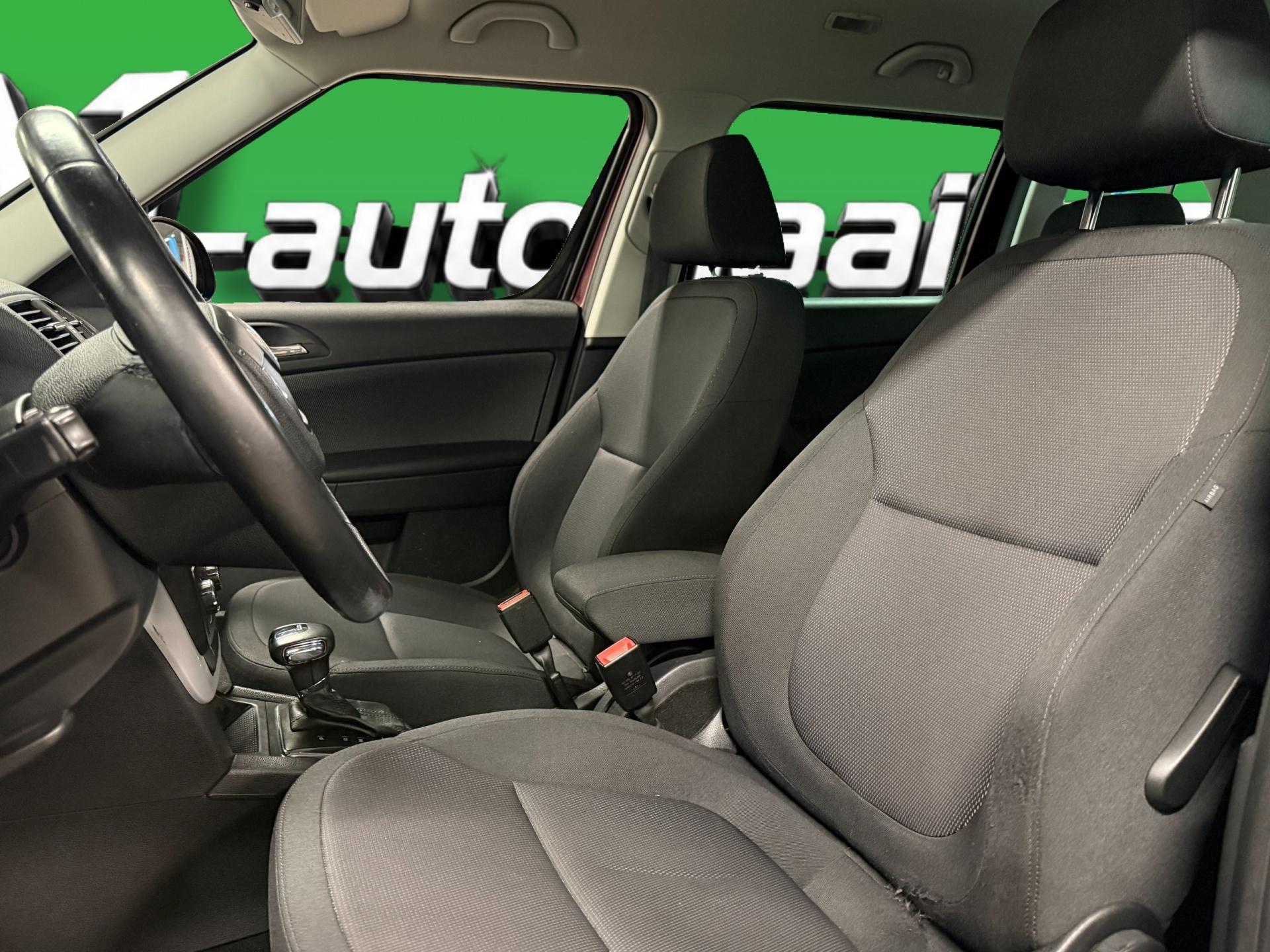 SKODA Yeti 2011
