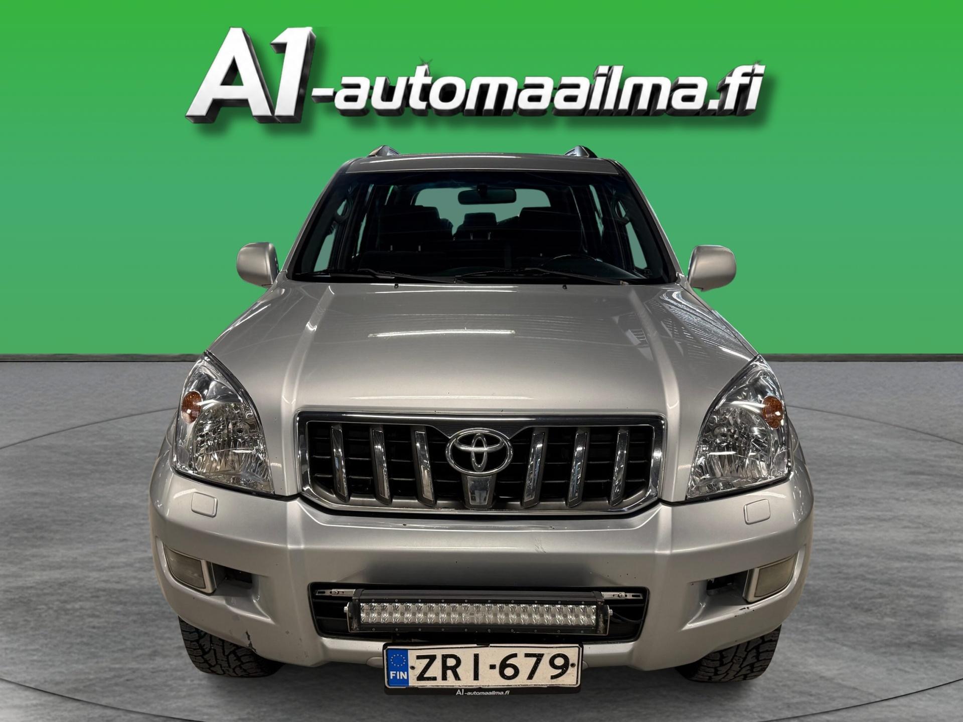 TOYOTA Land Cruiser 2006