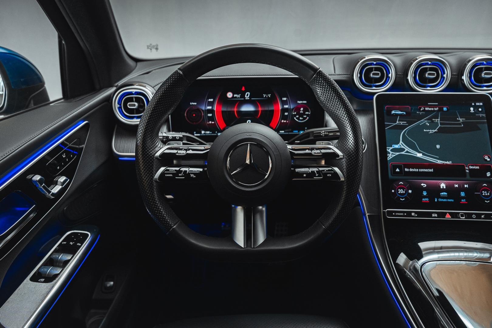 MERCEDES-BENZ GLC 2023