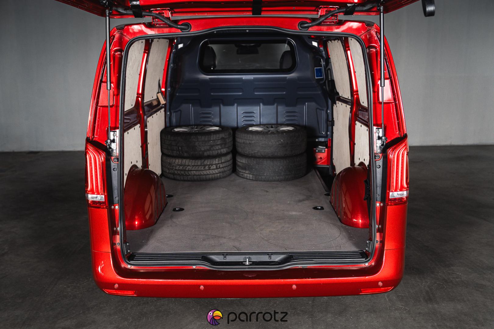MERCEDES-BENZ Vito 2023