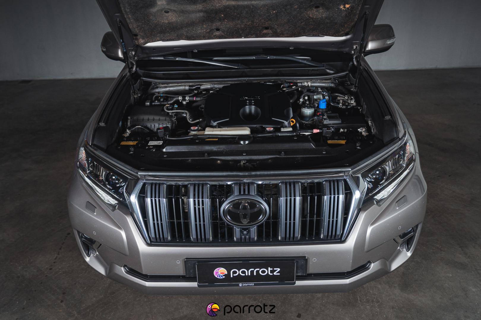 TOYOTA Land Cruiser 2019