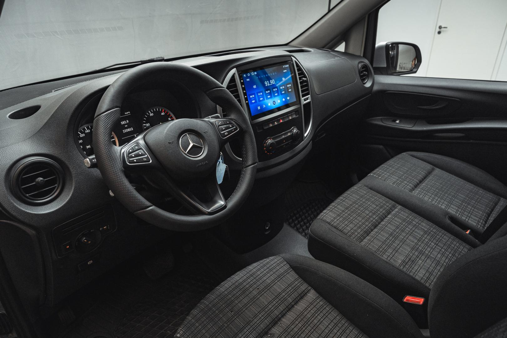 MERCEDES-BENZ Vito 2015