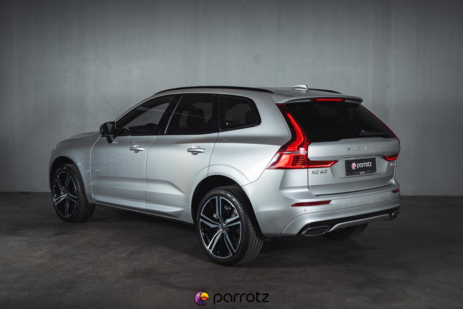 VOLVO XC60 2021