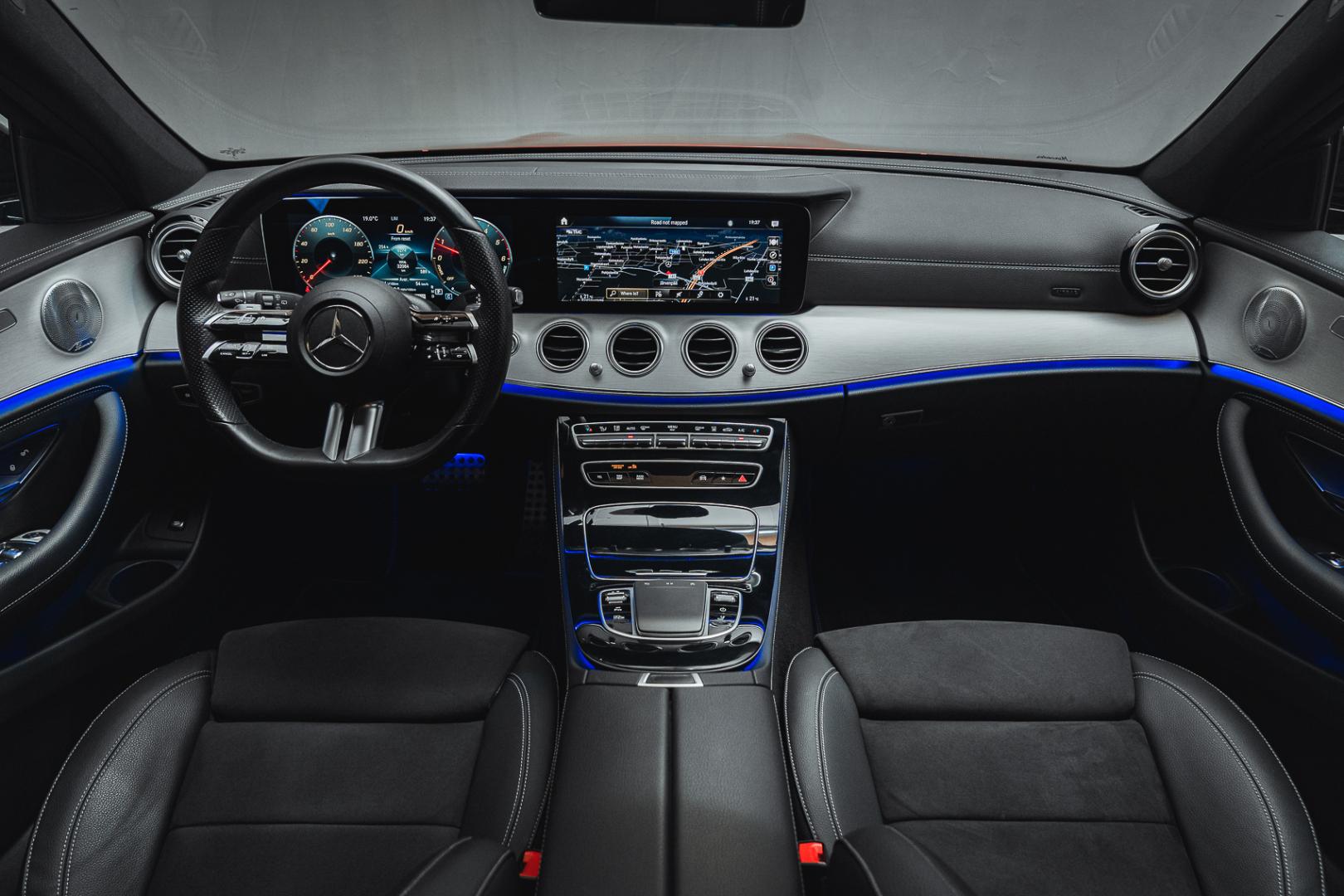 MERCEDES-BENZ E 2021