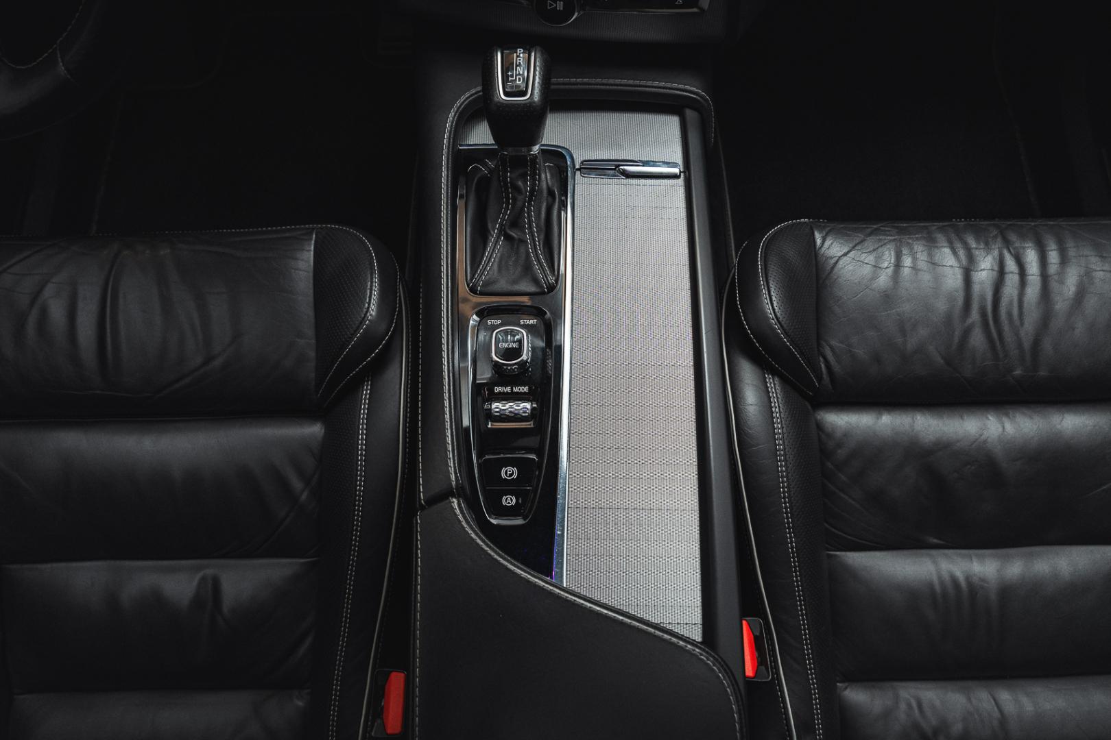VOLVO XC90 2016