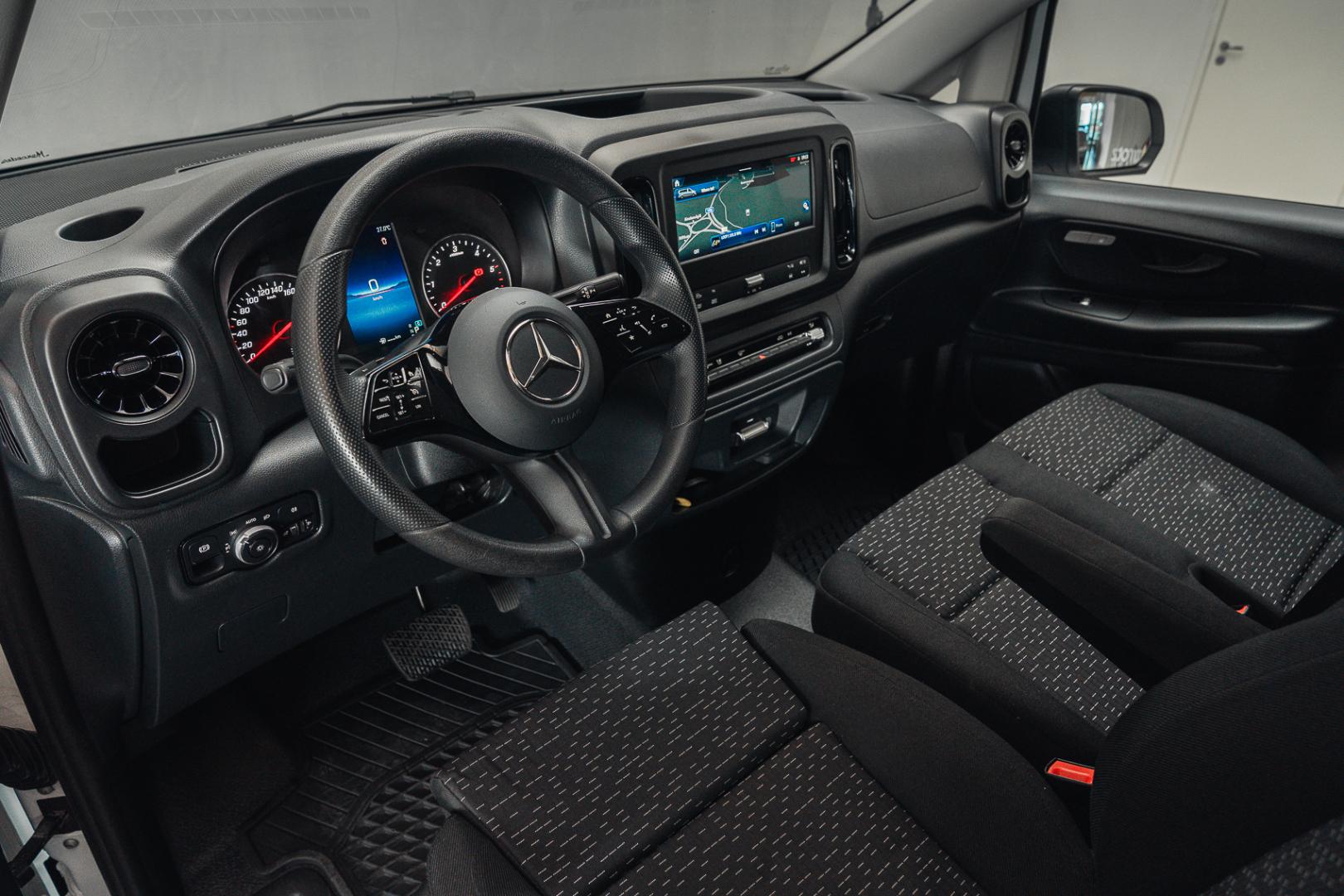 MERCEDES-BENZ Vito 2024