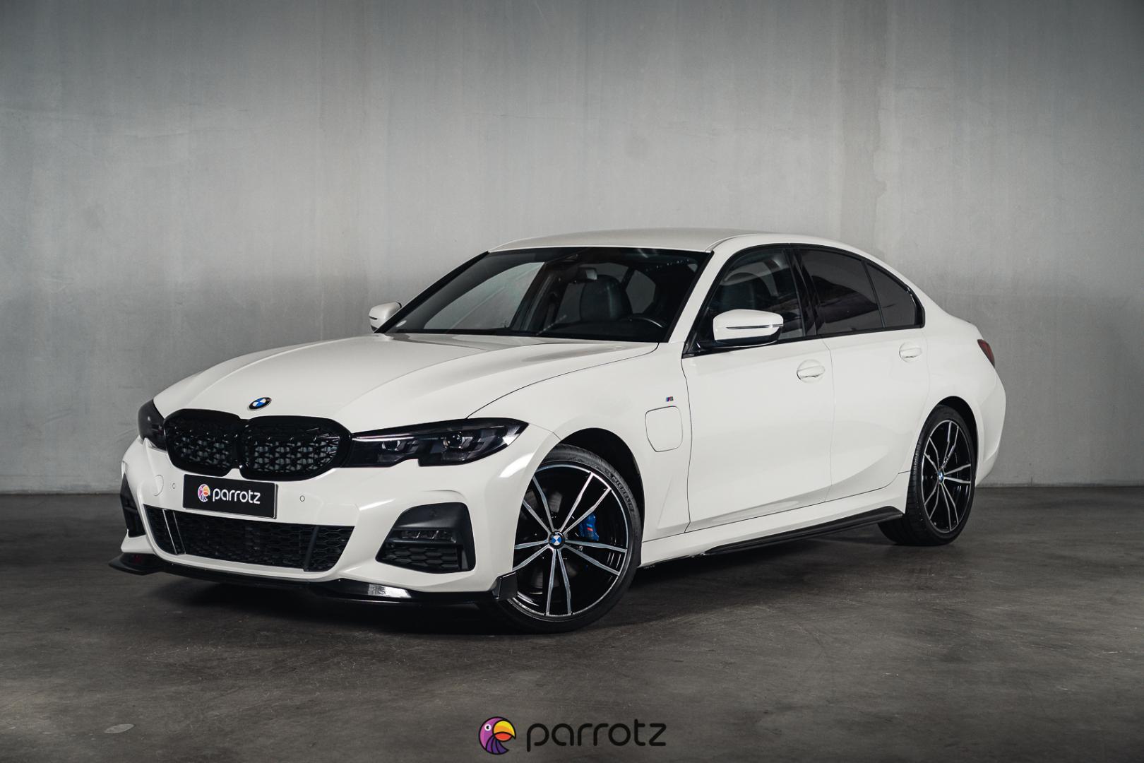 BMW 330 2019