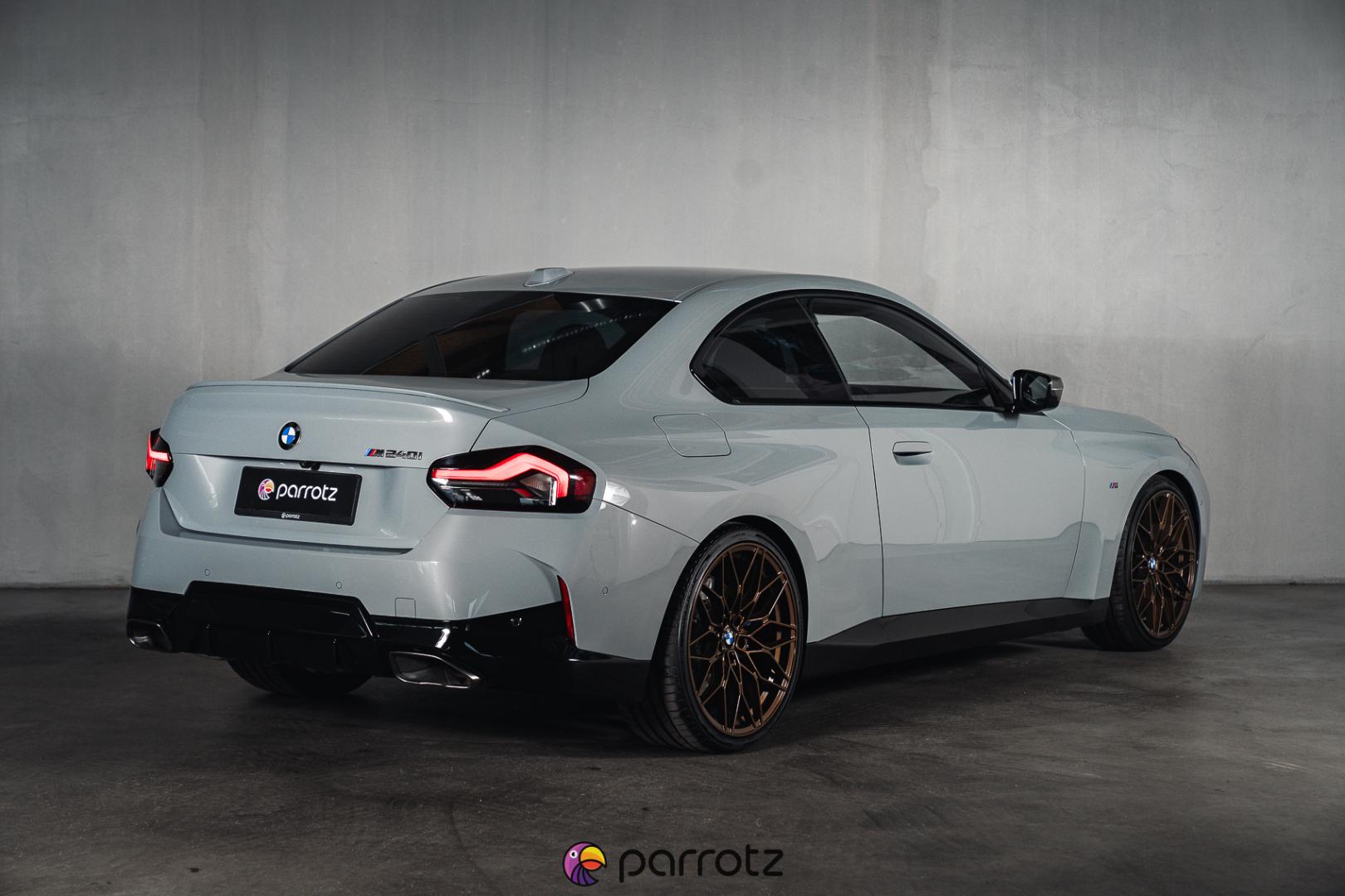 BMW M240i 2023