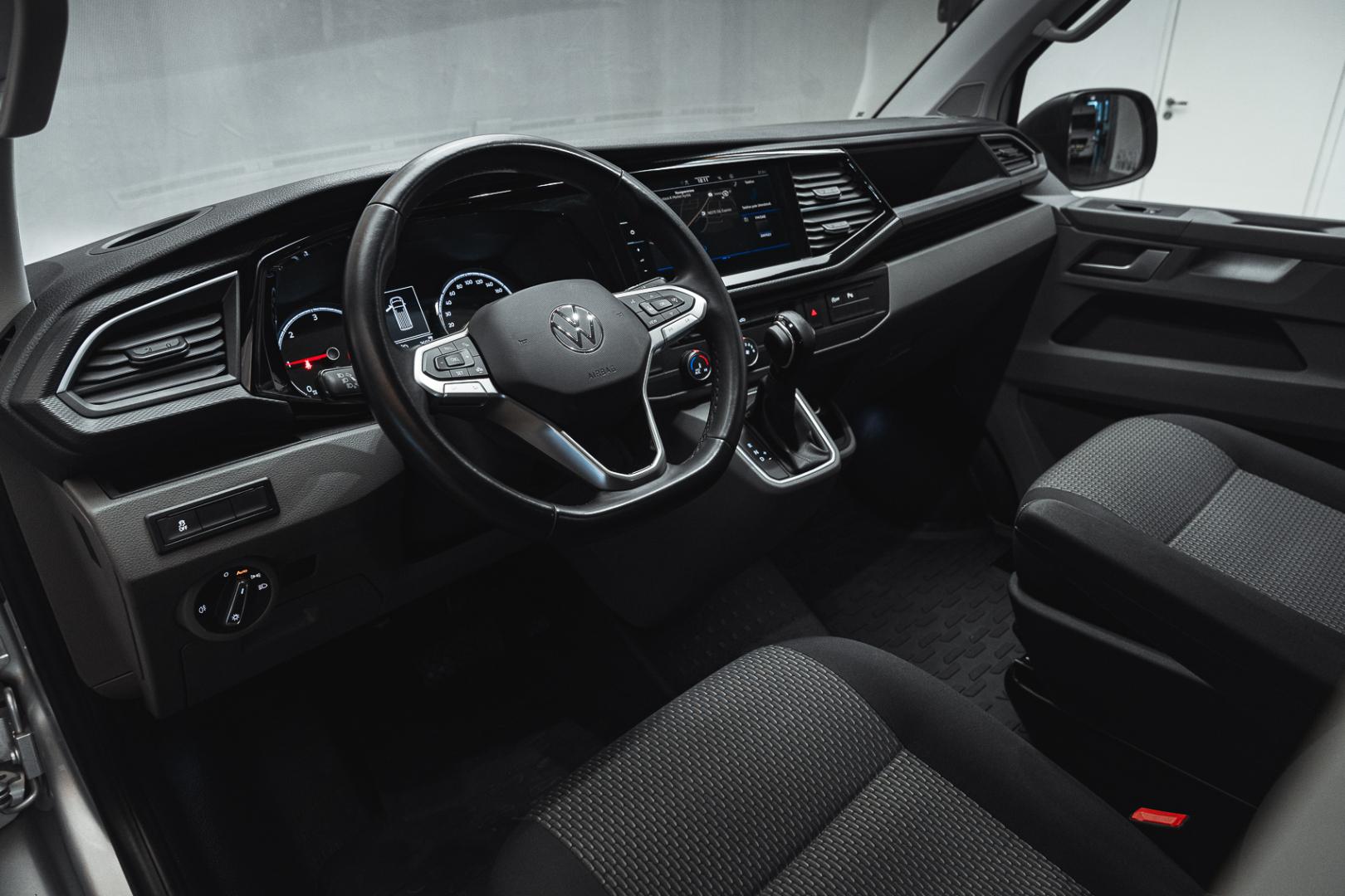 VOLKSWAGEN Transporter 2023