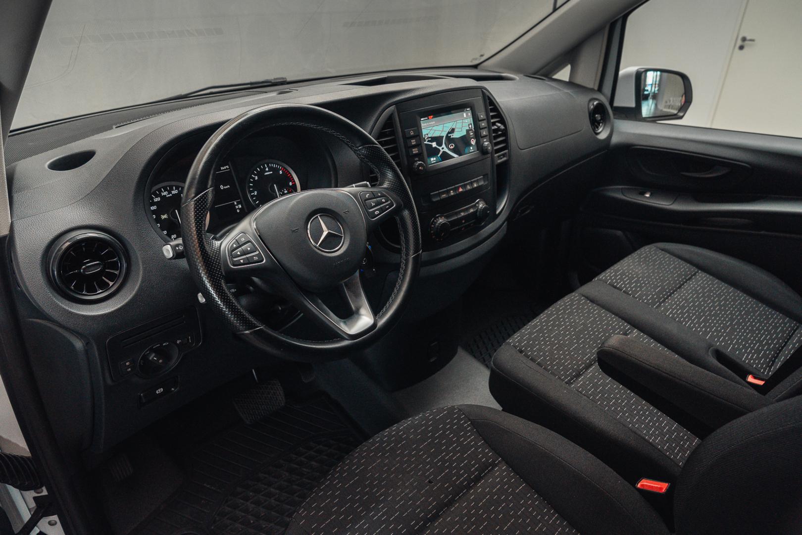 MERCEDES-BENZ Vito 2022