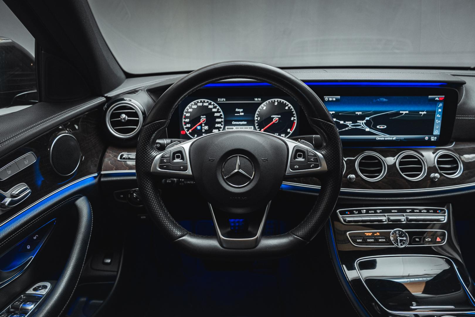 MERCEDES-BENZ E 2018