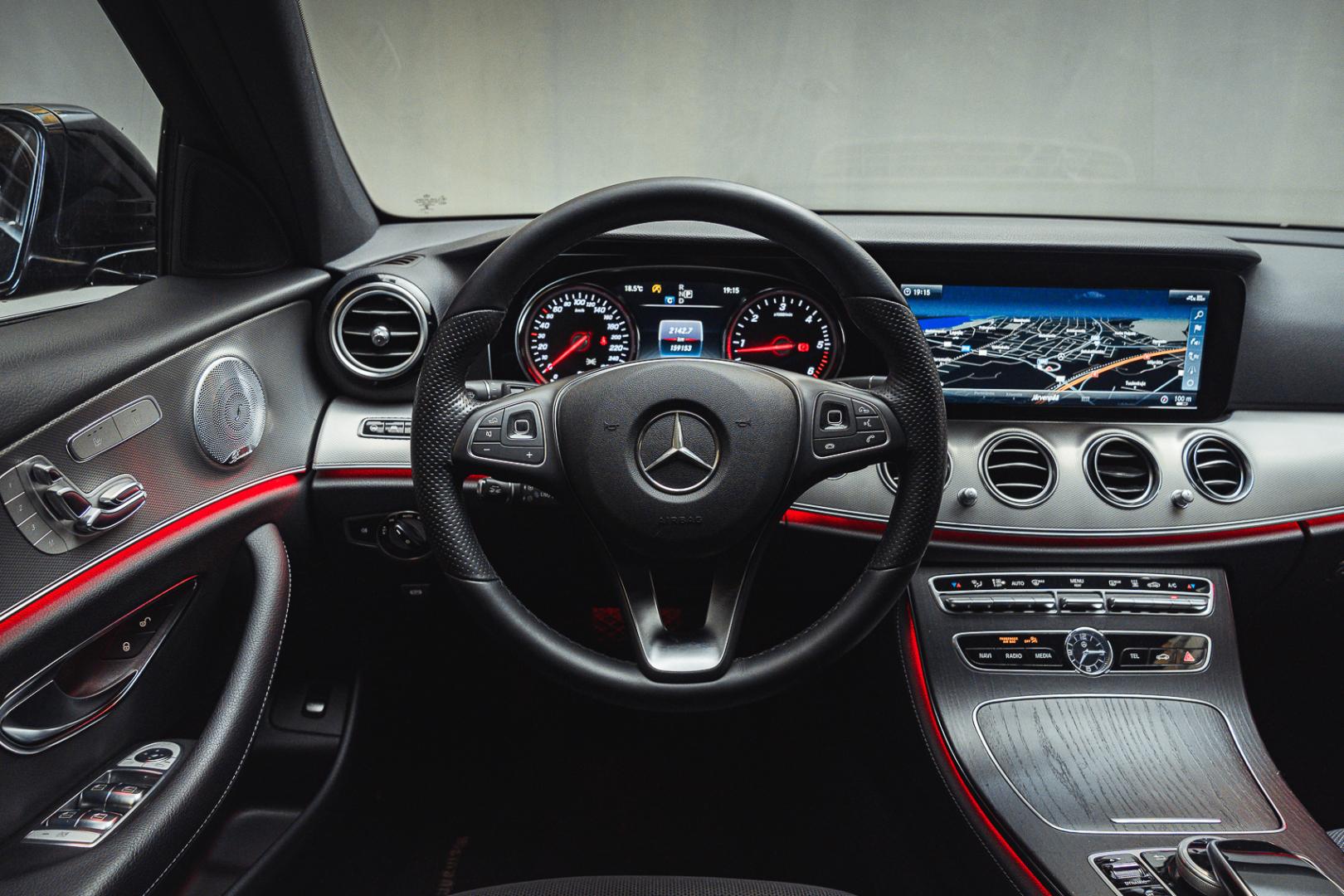 MERCEDES-BENZ E 2018