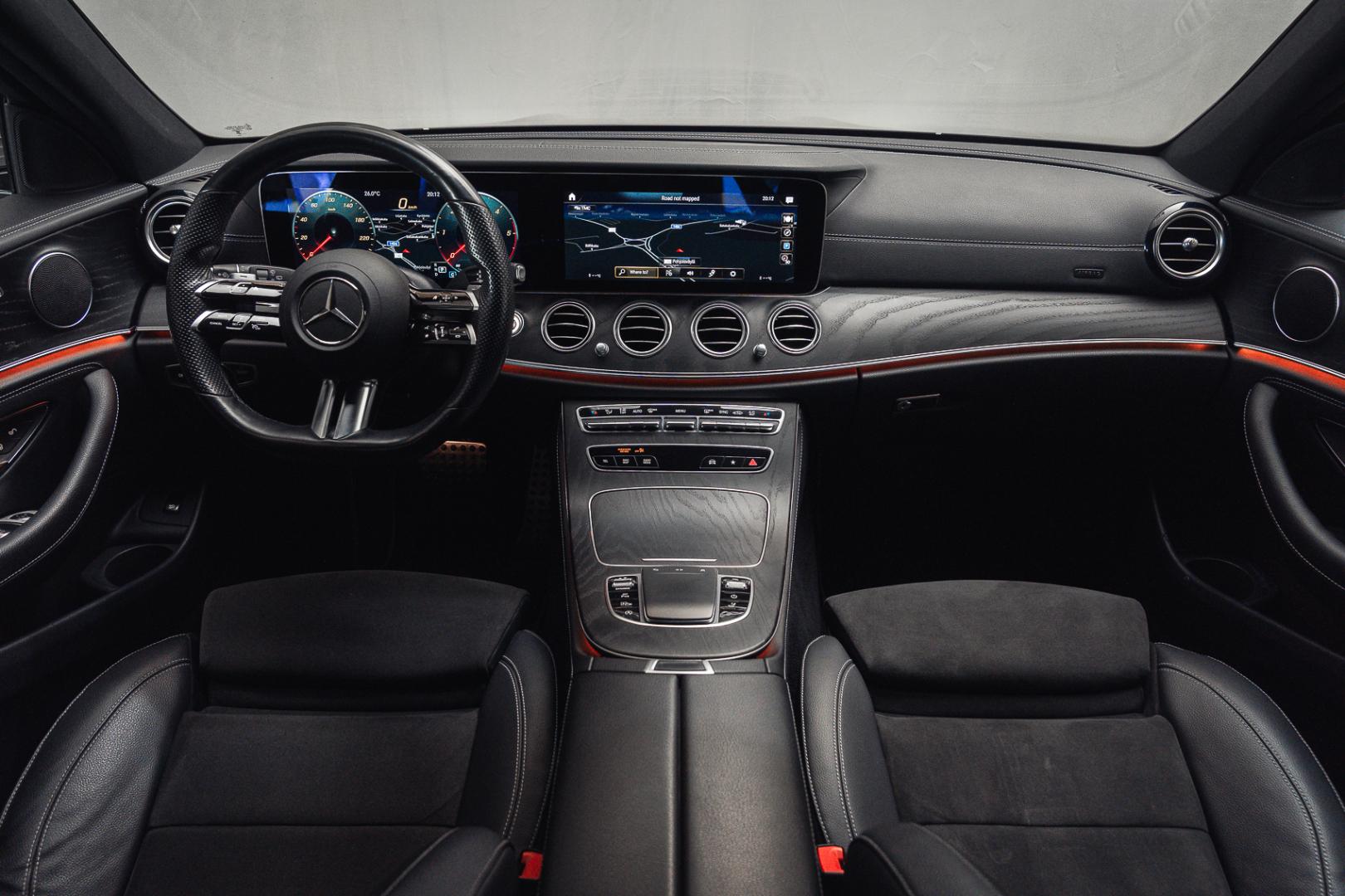 MERCEDES-BENZ E 2022