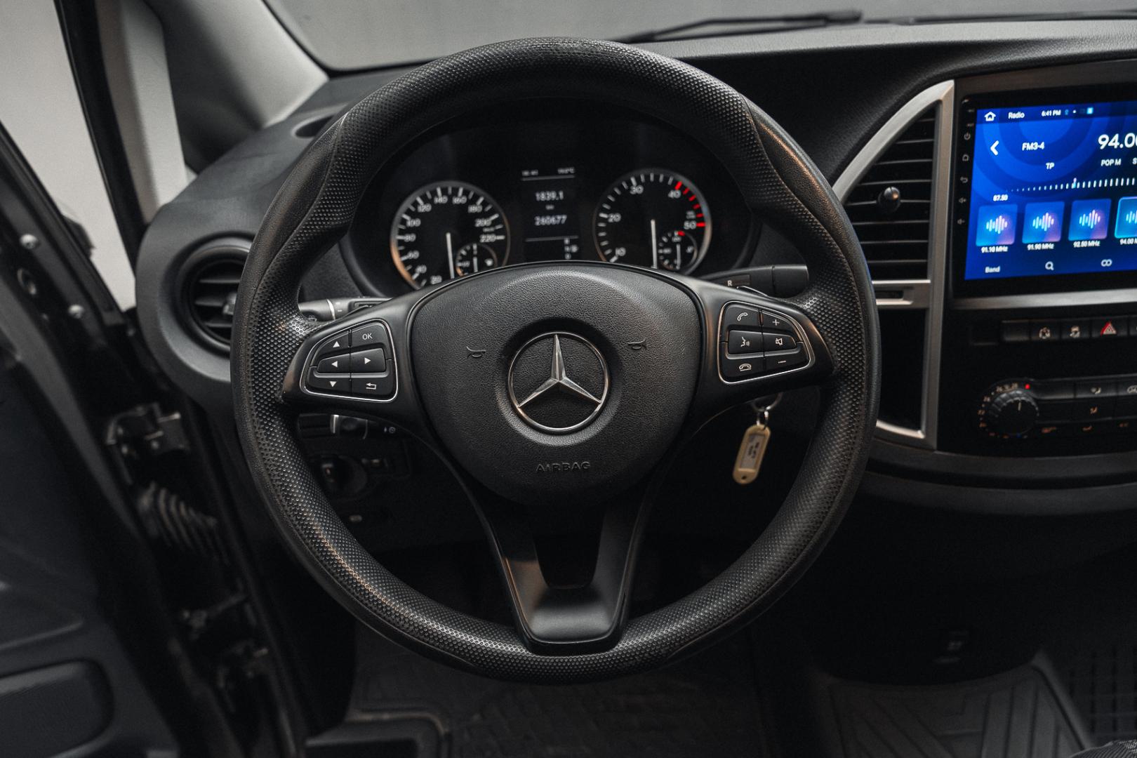 MERCEDES-BENZ Vito 2015