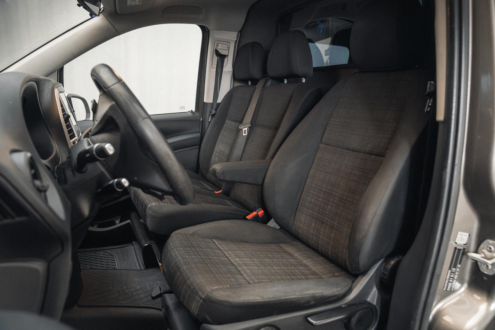 MERCEDES-BENZ Vito 2015