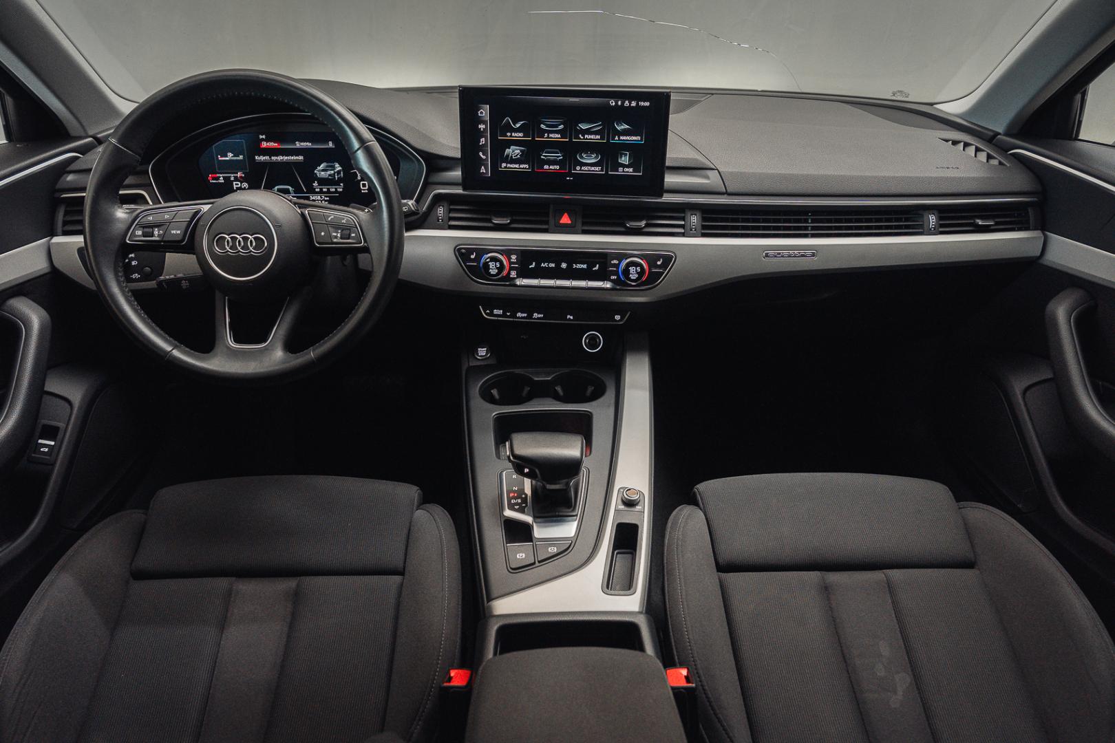 AUDI A4 2020