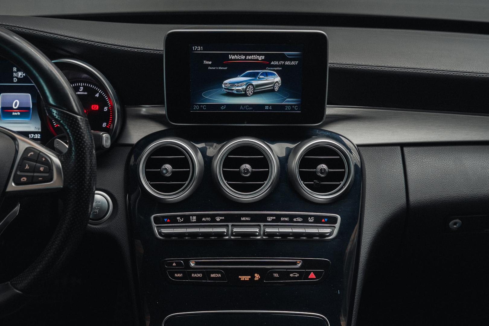 MERCEDES-BENZ C 2015
