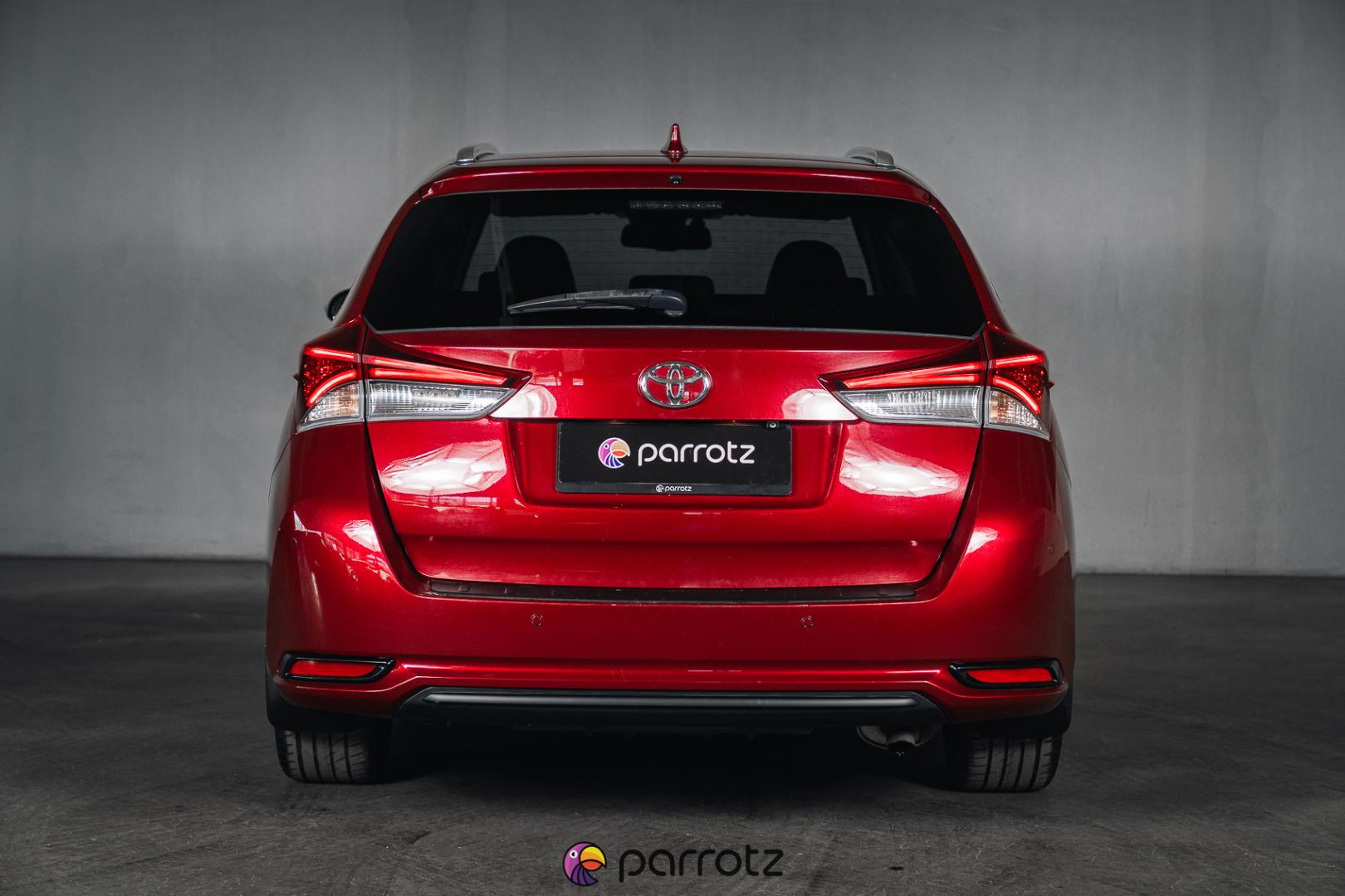 TOYOTA Auris 2017