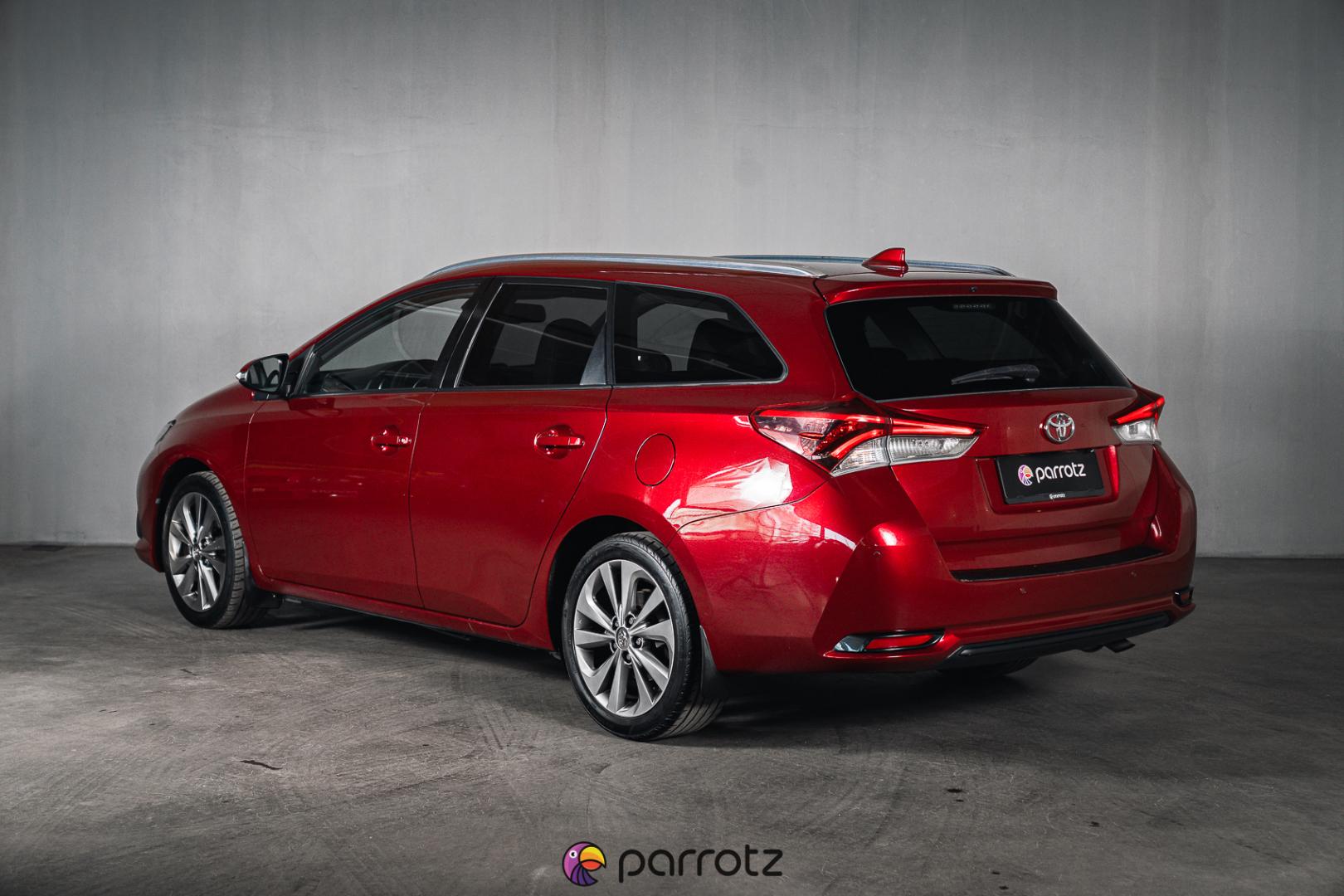 TOYOTA Auris 2017