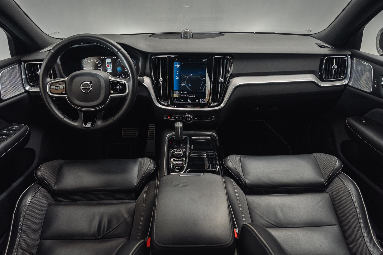 VOLVO S60 2019