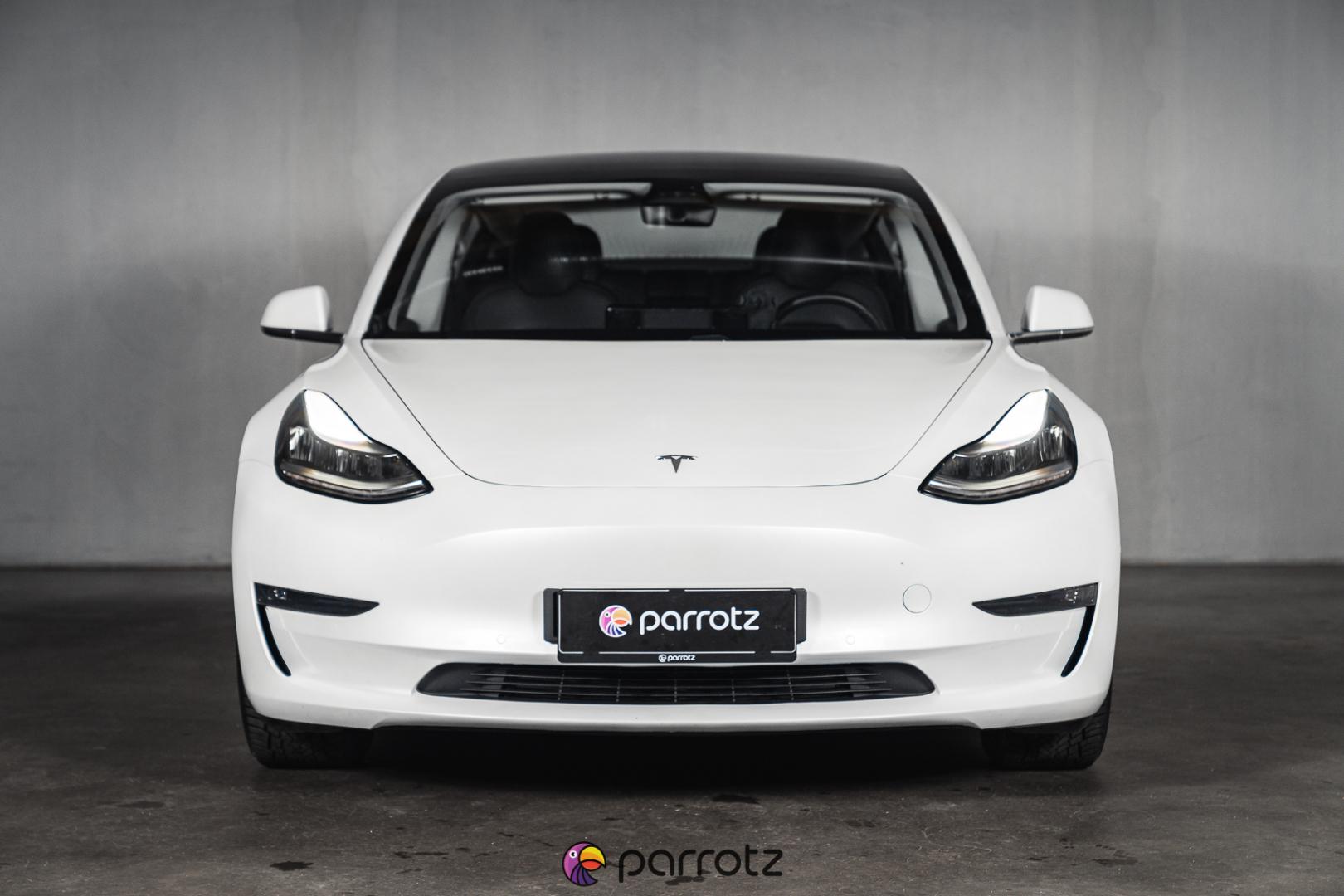 TESLA Model 3 2020